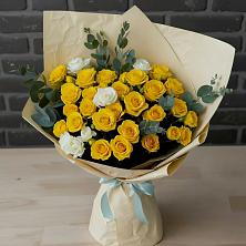 Букет цветов из:  Розы в Кирове