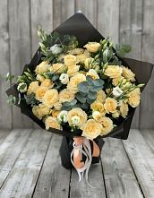 Букет цветов из:  Розы и Лизиантусы #REPLACE_PRED# Кирове