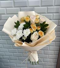 Букет цветов из:  Розы и Хризантемы в Кирове
