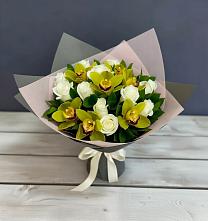 Букет цветов из:  Орхидеи и Розы #REPLACE_PRED# Кирове