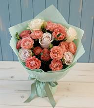 Букет цветов из:  Розы в Кирове