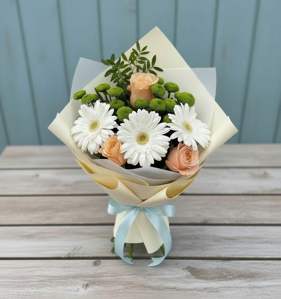 Букет цветов из: Герберы, Розы и Хризантемы в Кирове