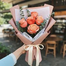 Букет цветов из:  Розы в Кирове