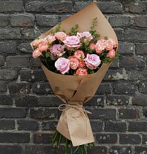 Букет цветов из:  Розы в Кирове