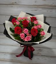 Букет цветов из:  Розы в Кирове