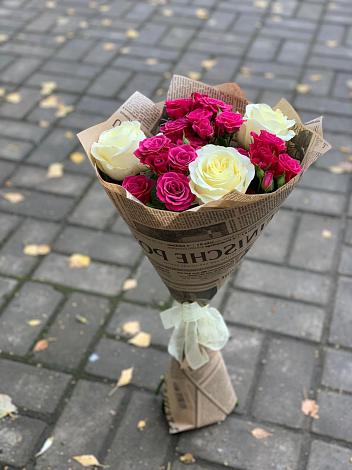 Букет цветов из: Розы в Кирове